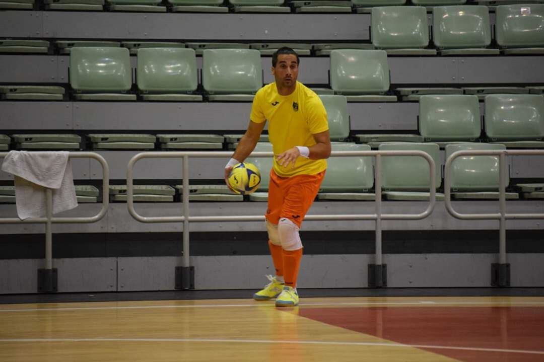 Javi Rodríguez ya es portero del Nueva Elda F. S.