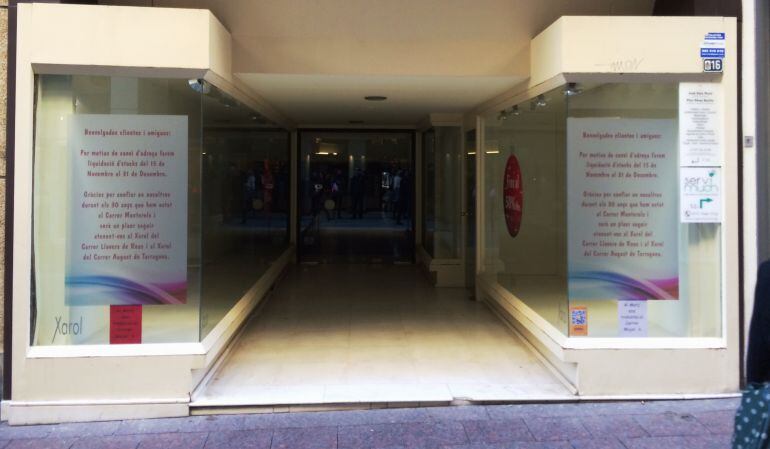 La botiga Xarol de Reus és una de les poques que ha decidit tancar a causa de la pujada del preu del lloguer.