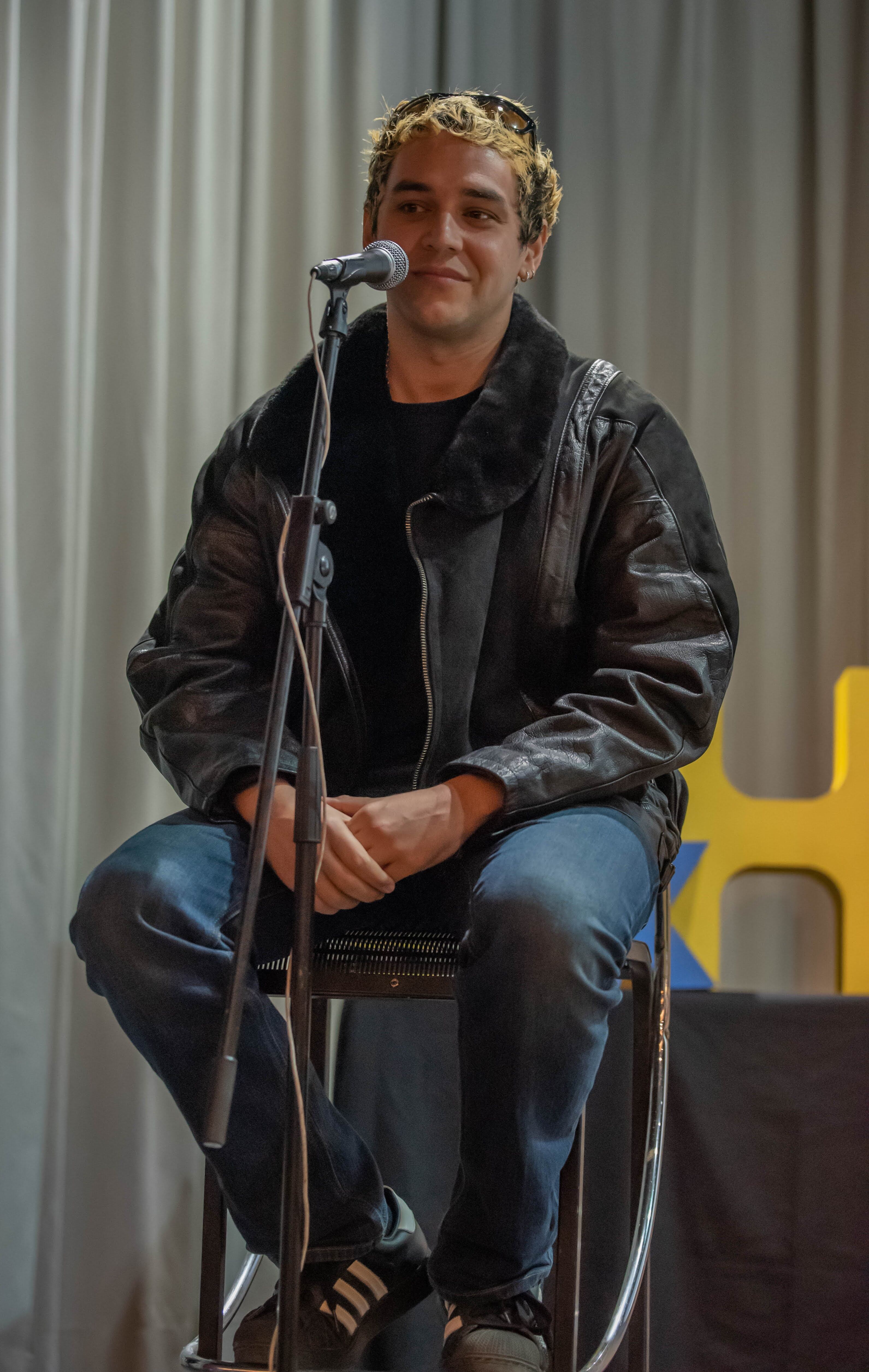 Barry B en el auditorio de la Casa de Cultura