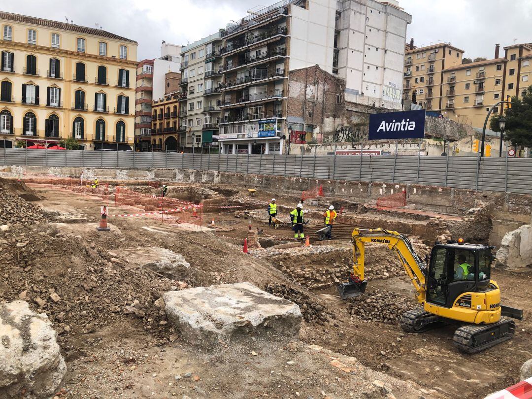 Parcela de los antiguos cines Astoria y Victoria en la plaza de la Merced en una imagen de archivo 