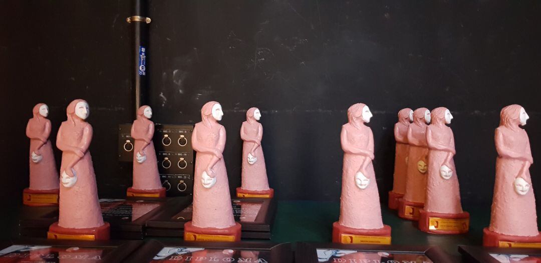 Trofeos que se entregan a los ganadores del certamen