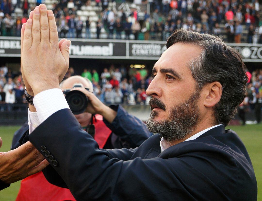 El presidente del C.D.Castellón, Vicente Montesinos, agradece a los aficionados su apoyo