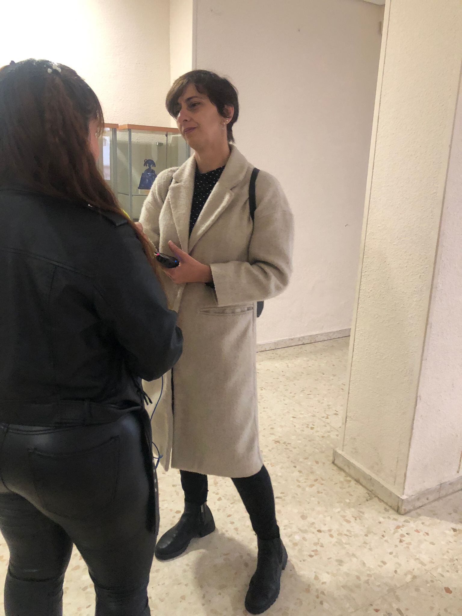 Karen, una de las usuarias de Aperfosa, en la sede de la asociación en Córdoba.