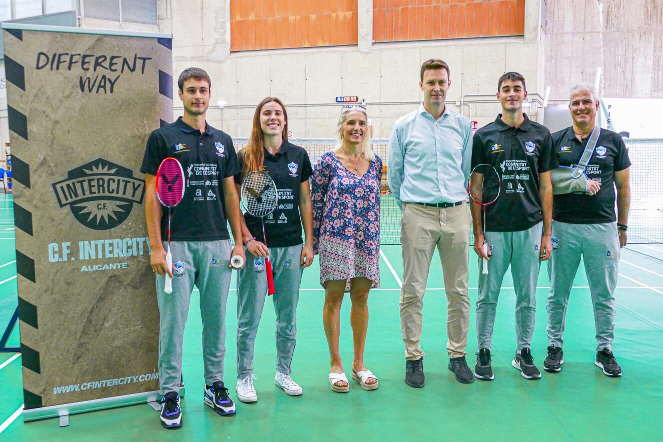 Acuerdo de colaboración entre el Club Bádminton Alicante y el Grupo Intercity