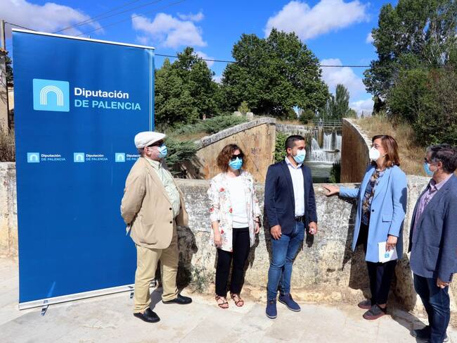 El Canal de Castilla ha sido el lugar elegido por la Diputación para hacer balance