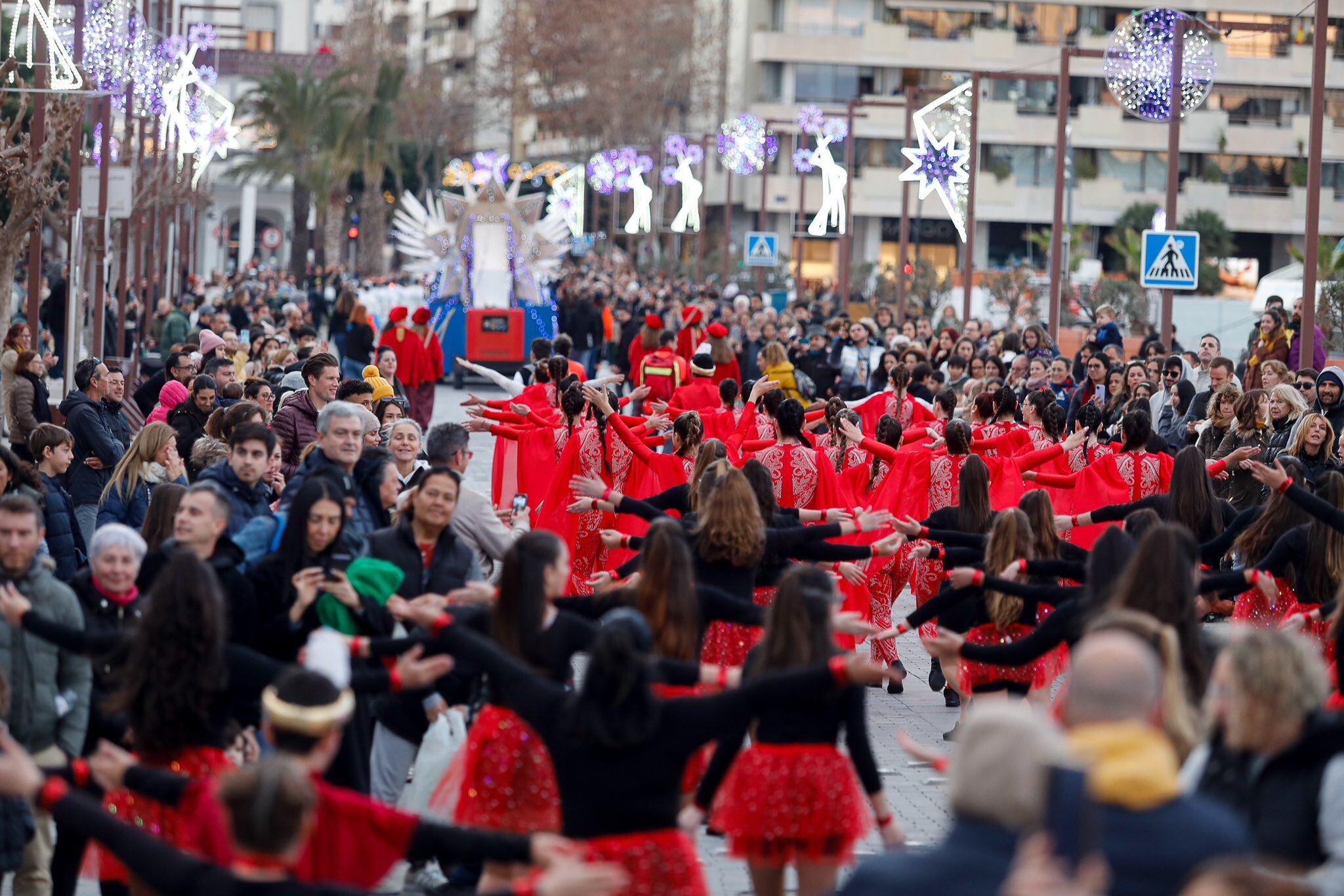 Imagen de la Cabalgata antes de que comenzara la lluvia (Ayuntamiento Ibiza)