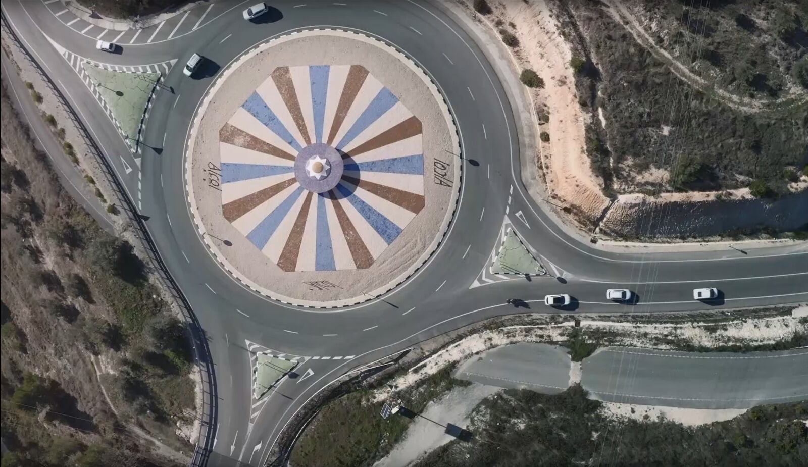 El proyecto de renovación del acceso sur de la ciudad se desarrollará entre la rotonda del Molinar y la del acceso a la carretera de la Font Roja.