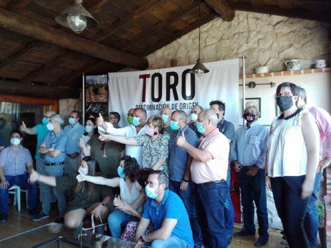 Componentes de la Comisión de Cata de la añada 2019 de la DO Toro, tras acabar su trabajo