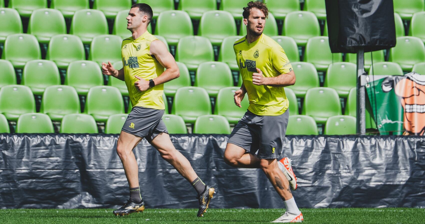 Mantilla y Pablo Ramón, en El Sardinero.