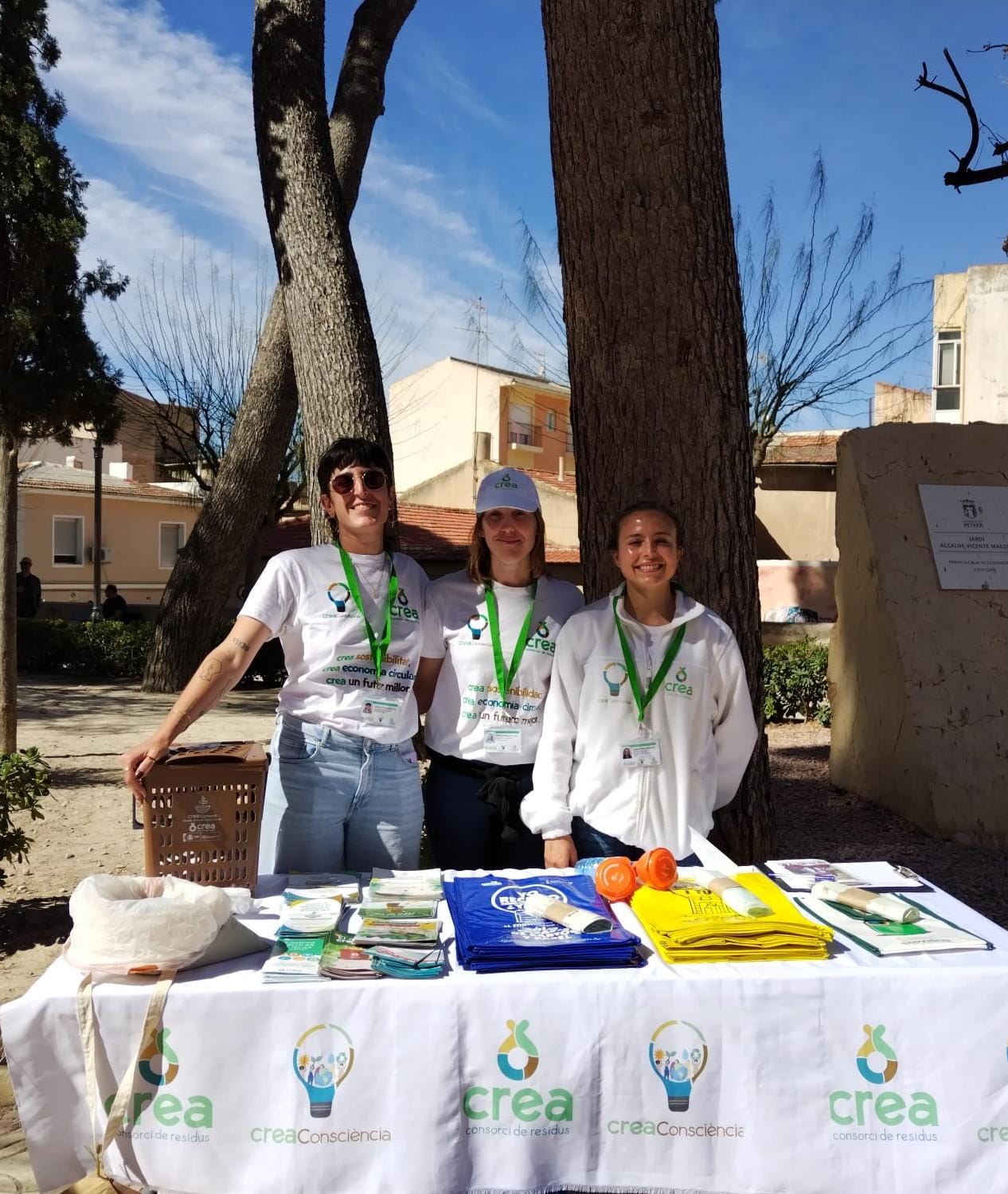 Educadores ambientales Consorcio CREA