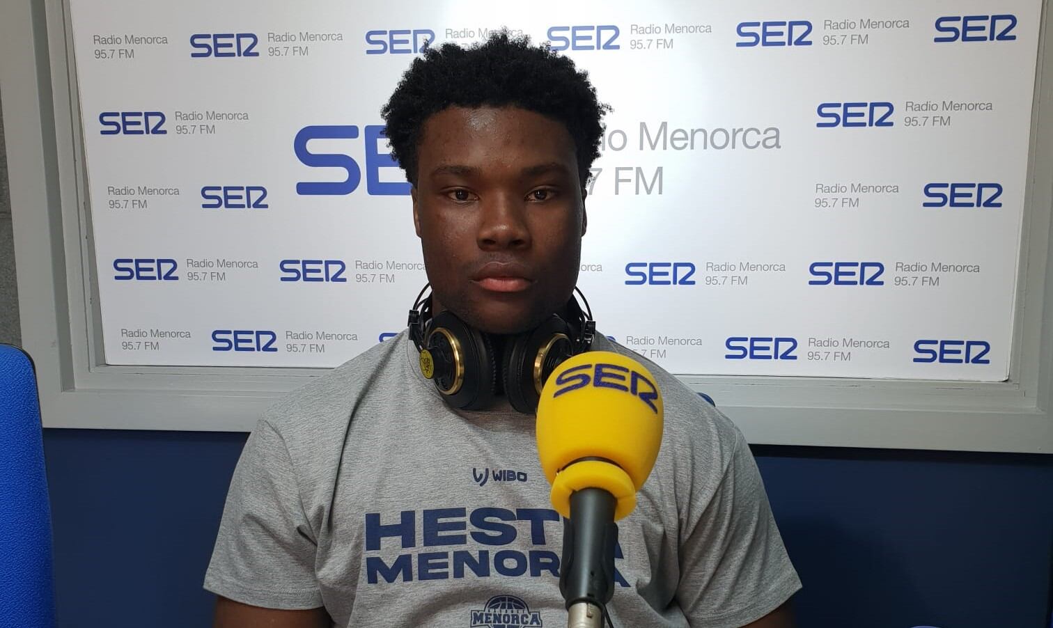 El nou pivot de l'Hestia té moltes ganes de debutar amb el seu nou equip.