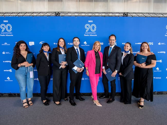 Personal de Más Imagen Eventos junto con su directora, Toñi Pastrana.