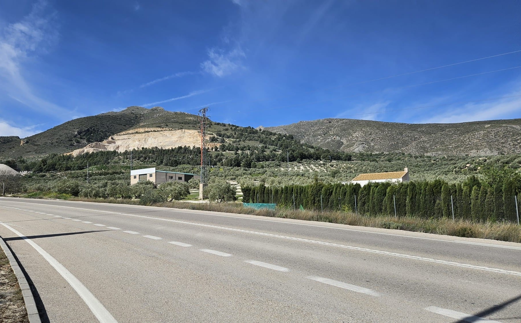 Otra vista del paraje de la sierra de La Lancha de Jódar