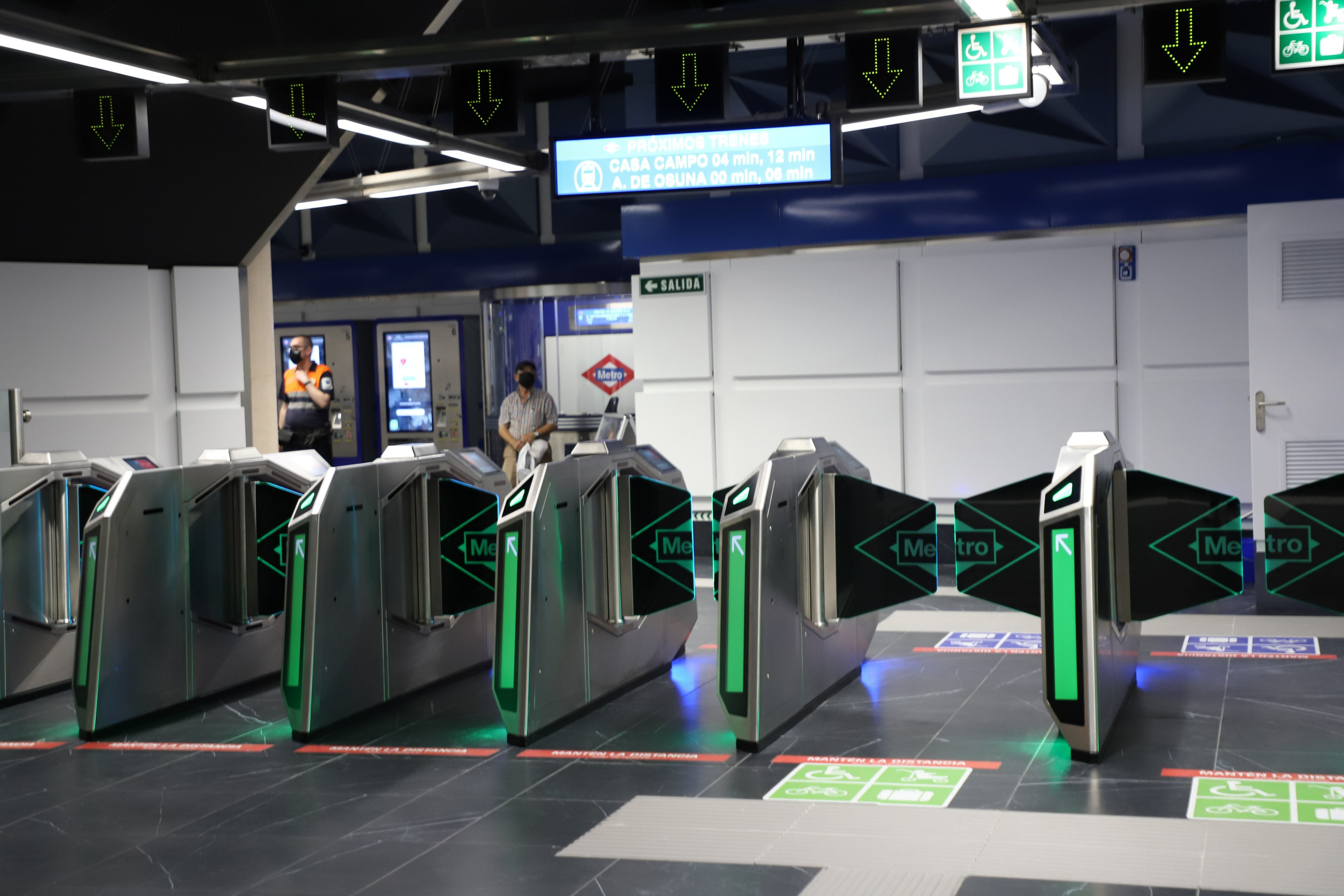 Tornos en la estación de Gran Vía