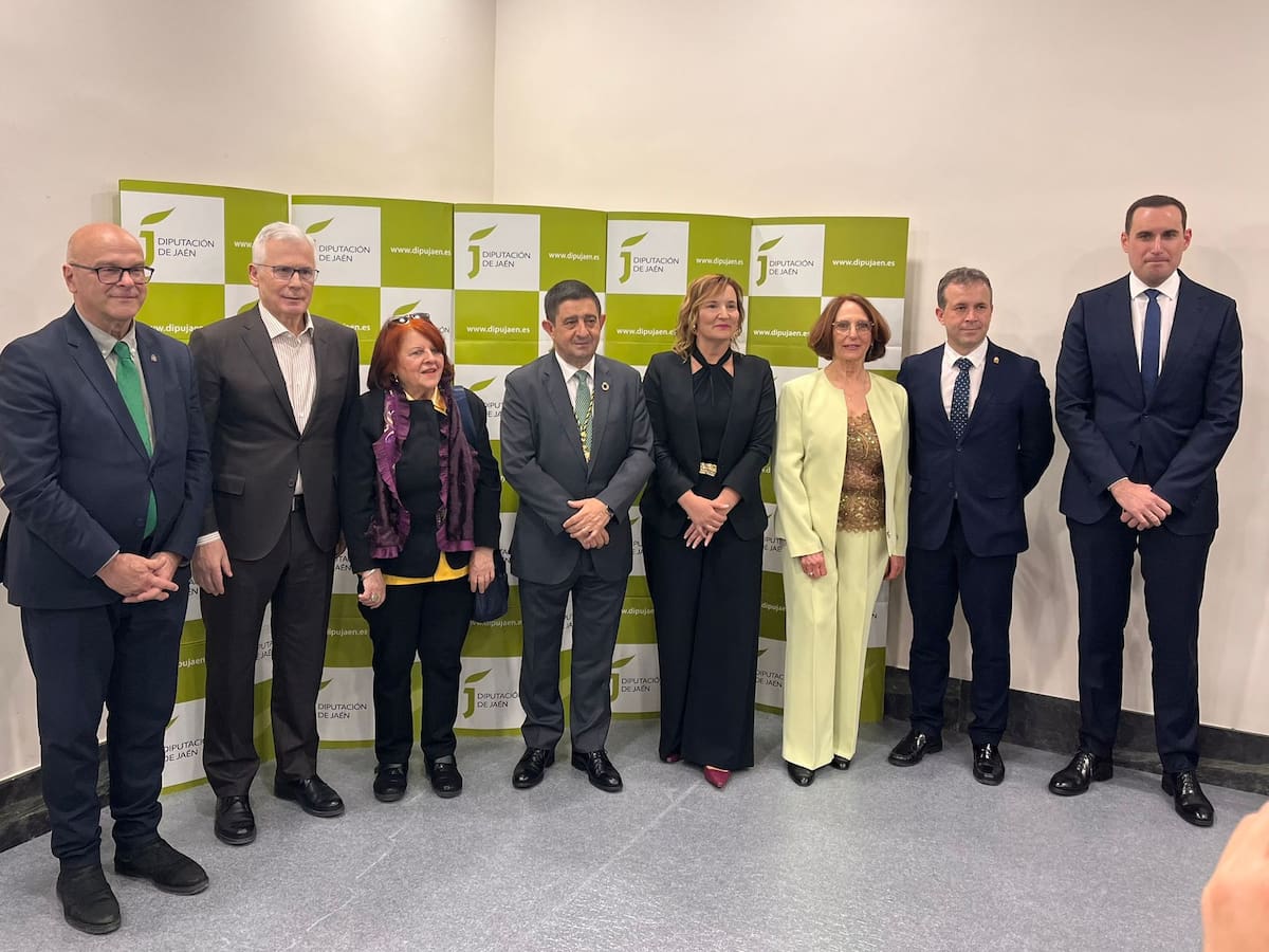 La Feria de los Pueblos despliega en IFEJA el orgullo de Jaén en el Día de la Provincia