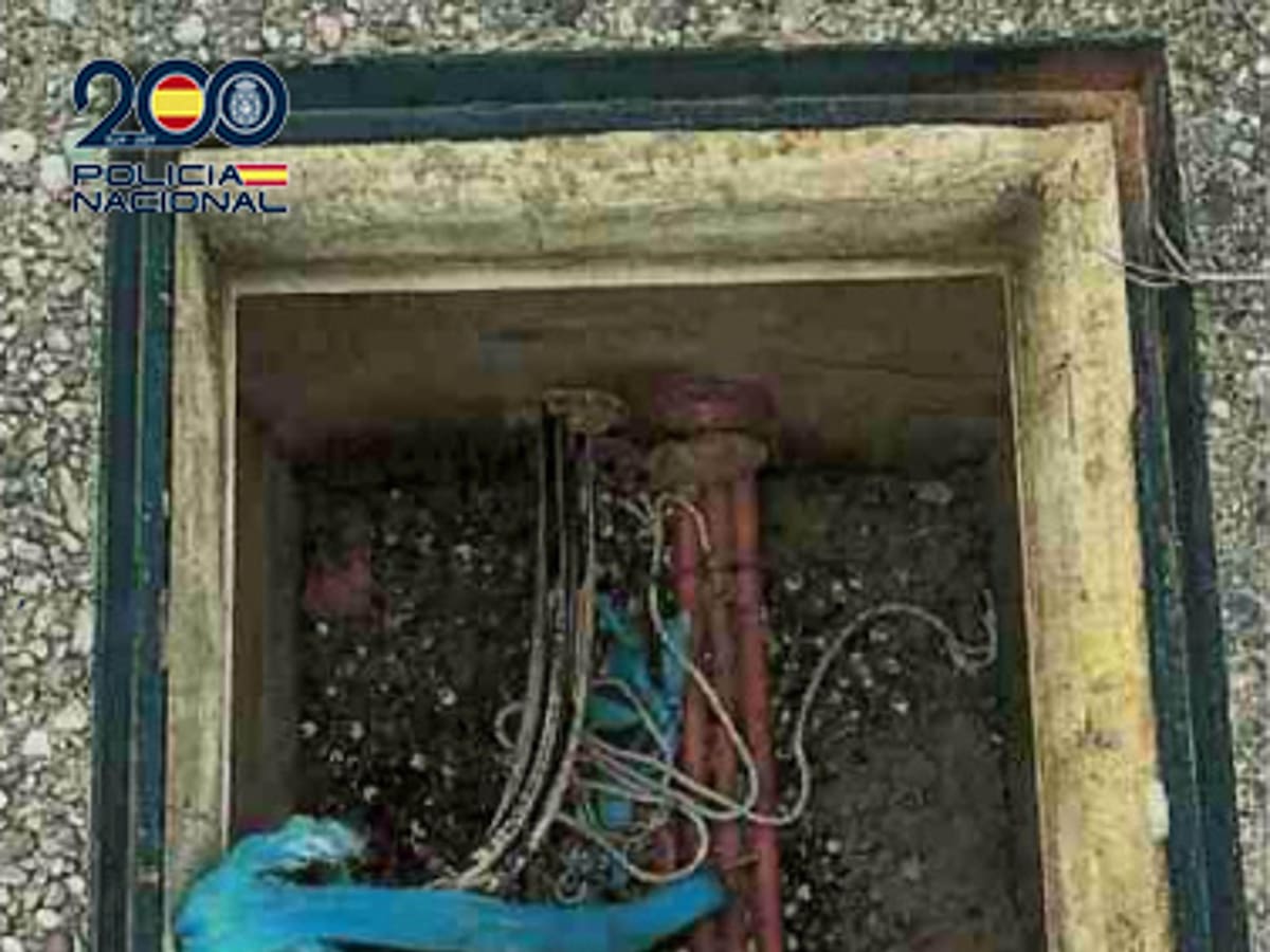 Detenida una mujer de 39 años por el robo de tres km de cable