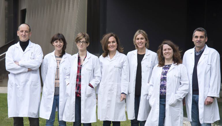 Integrantes del equipo de investigación de Navarrabiomed y la UPNA