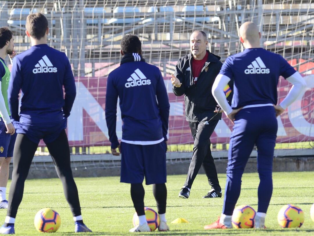 Víctor Fernández continúa trasladando sus conceptos a marchas forzadas de cara a la cita del sábado en La Romareda