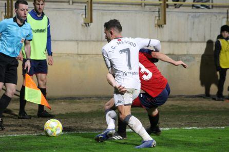 Como en otros duelos, Endika le ganó al pulso a Menudo