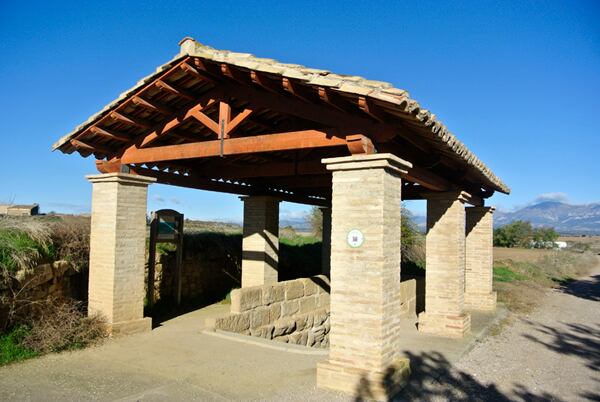 Pozo fuente en Angües. Foto SIPCA