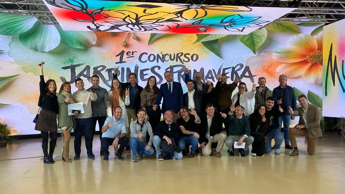 Artistas y arquitectos podrán lanzar sus propuestas para decorar los 'Jardines de Primavera', estructuras florales en homenaje a la huerta