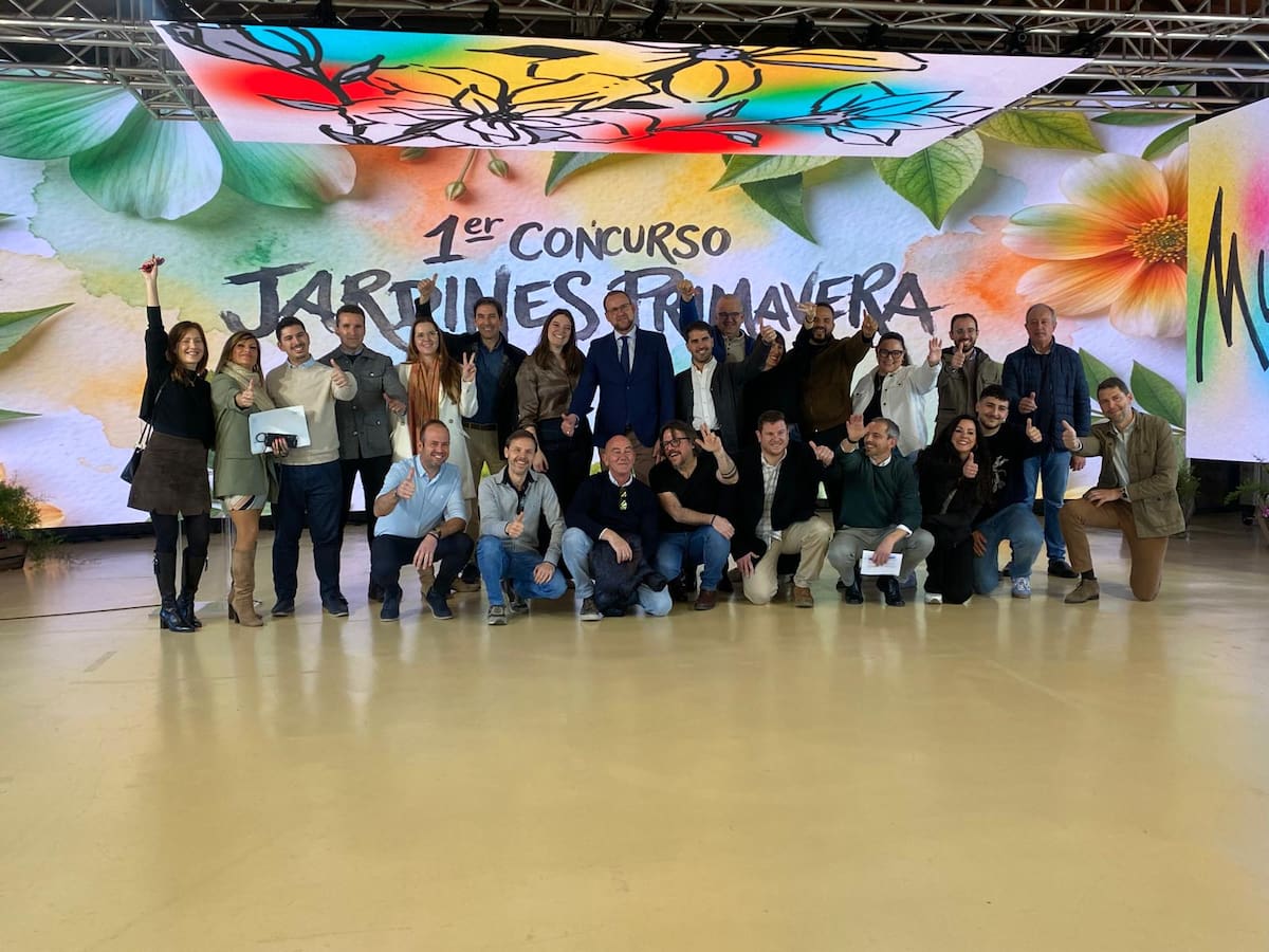 Artistas y arquitectos podrán lanzar sus propuestas para decorar los 'Jardines de Primavera', estructuras florales en homenaje a la huerta