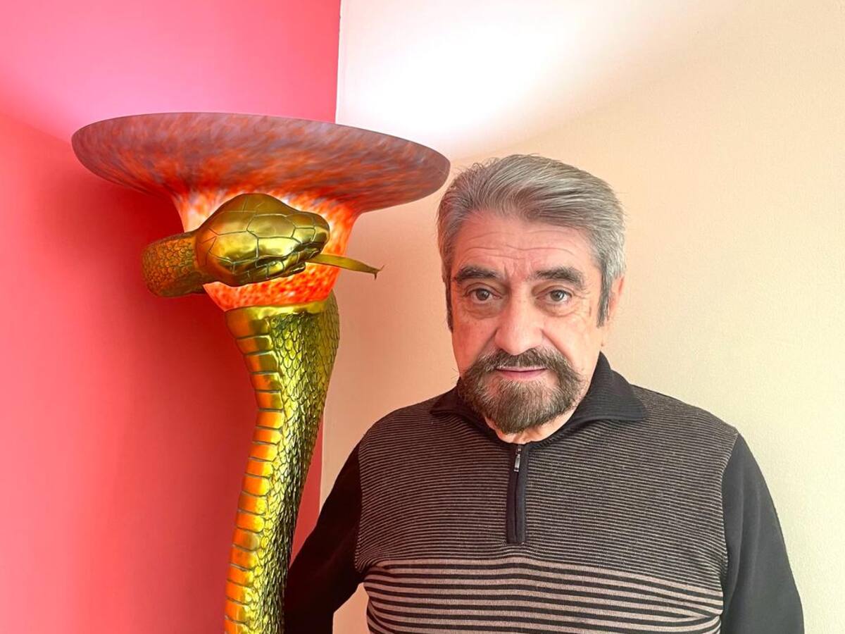 Fakir Kirman: "El truc per empassar-te les bombetes és mastegar-les bé"