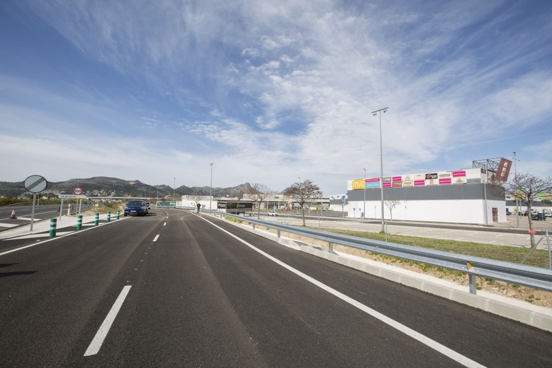 Acceso al polígono industrial Benieto de Gandia 