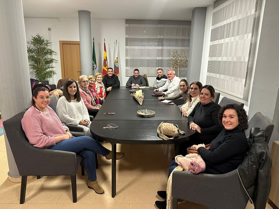 Miembros de la Comisión de Carnaval del Ayuntamiento de Marmolejo.