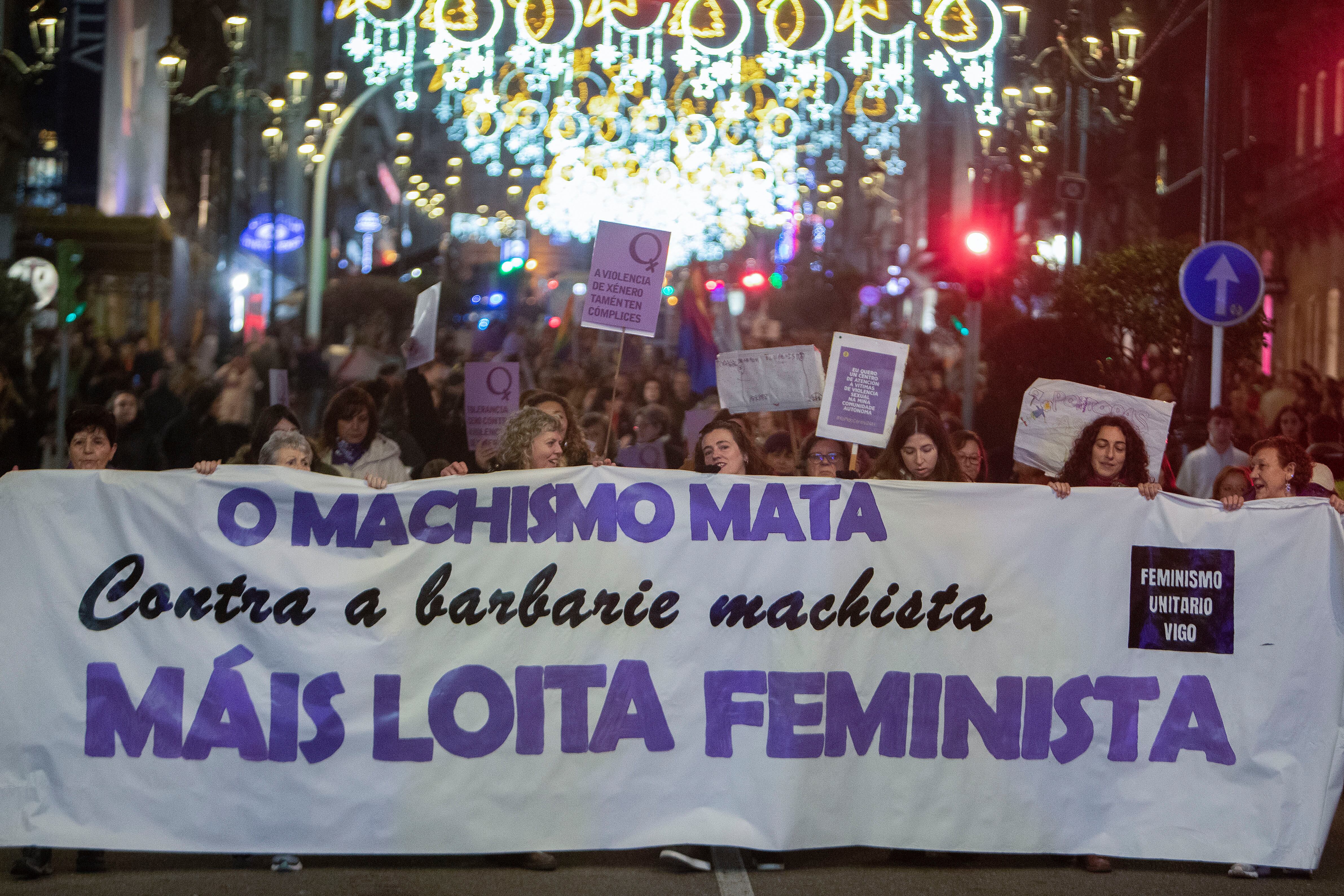 Imagen de archivo de una manifestación en Vigo (Galicia) en el Día Internacional contra la Violencia de Género