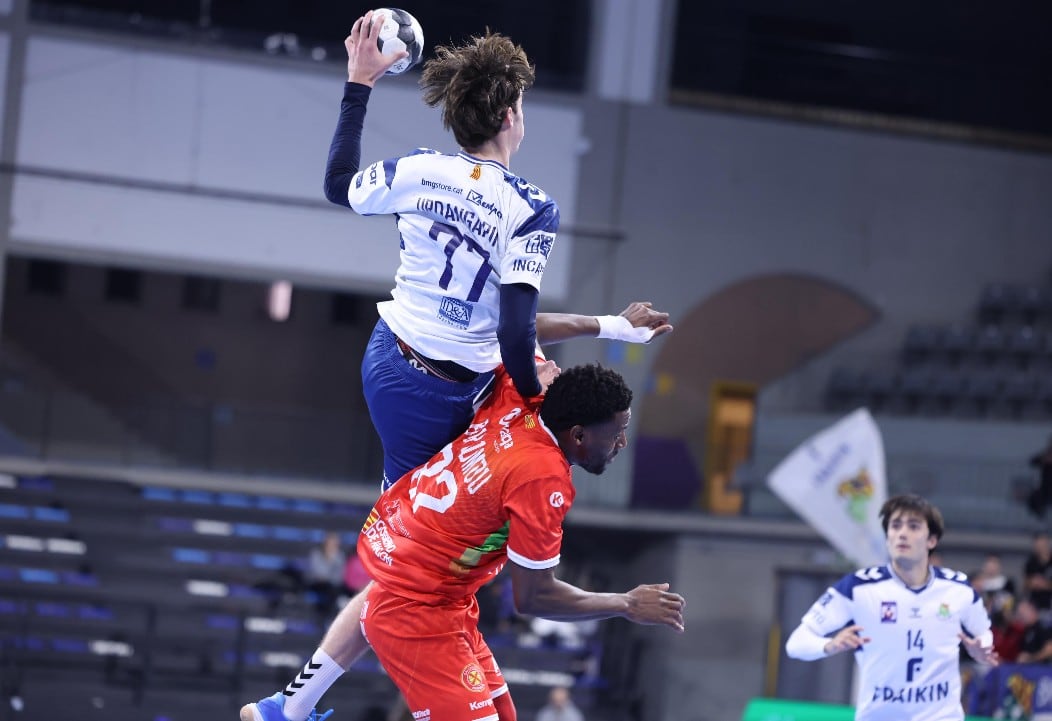 Granollers pasó por encima del Bada Huesca