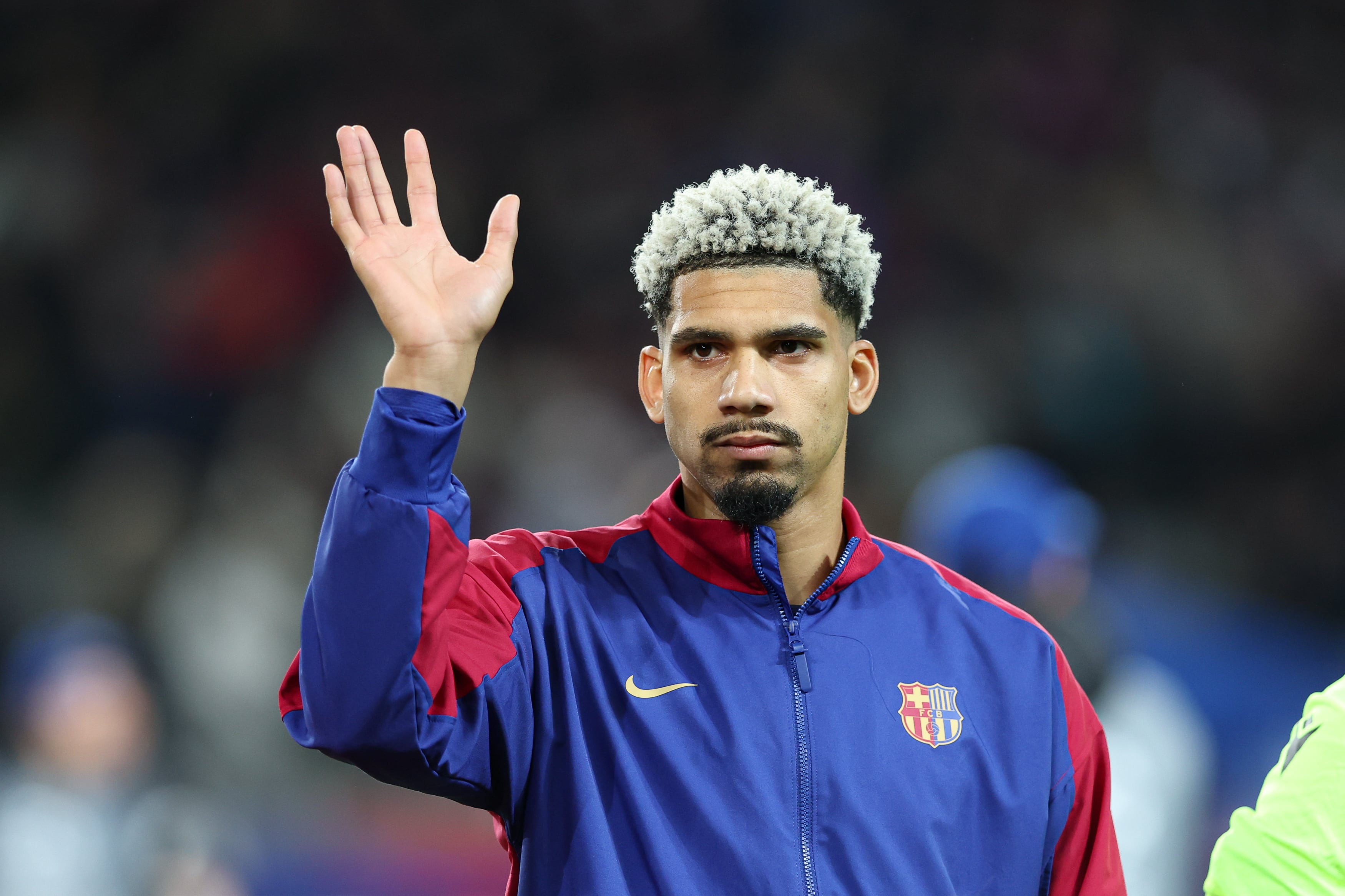 Ronald Araújo, durante el partido de Champions League entre FC Barcelona y Atalanta