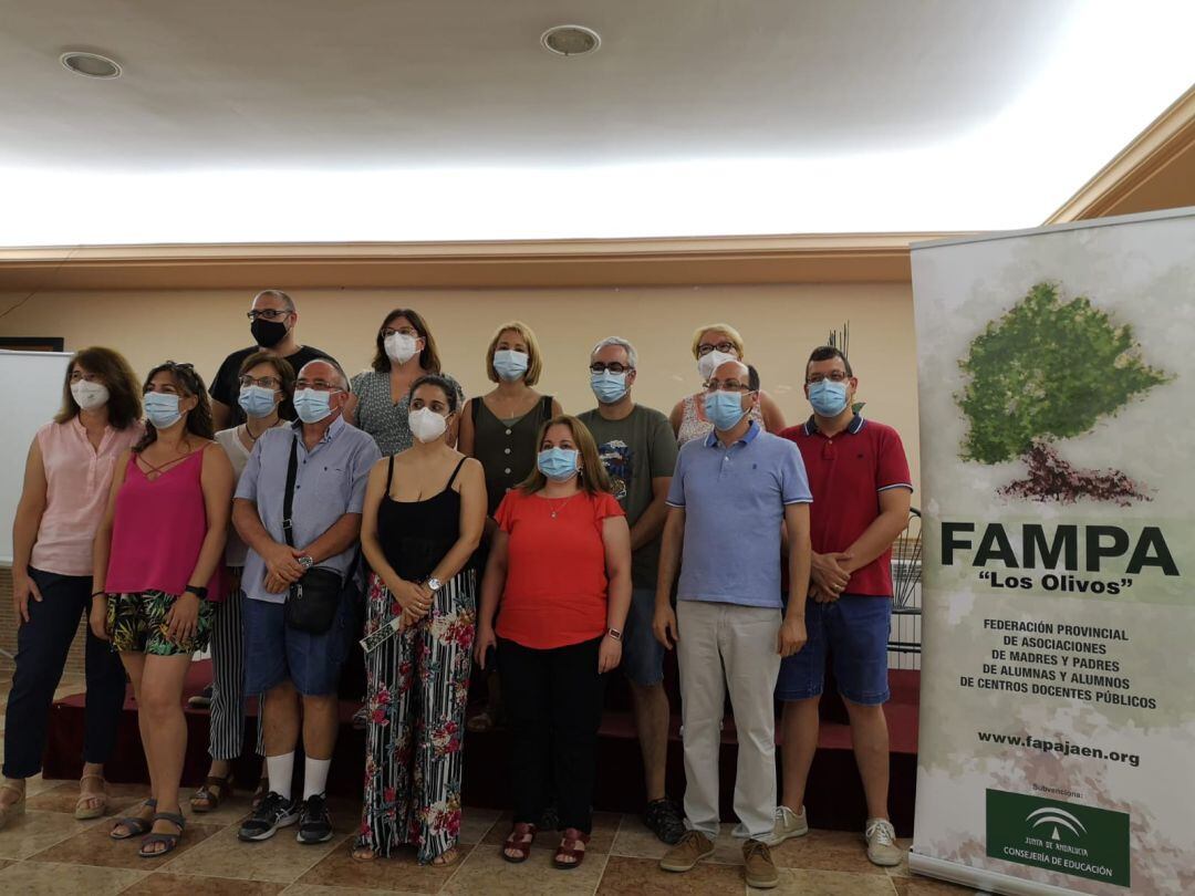 Nueva directiva FAMPA Los Olivos.