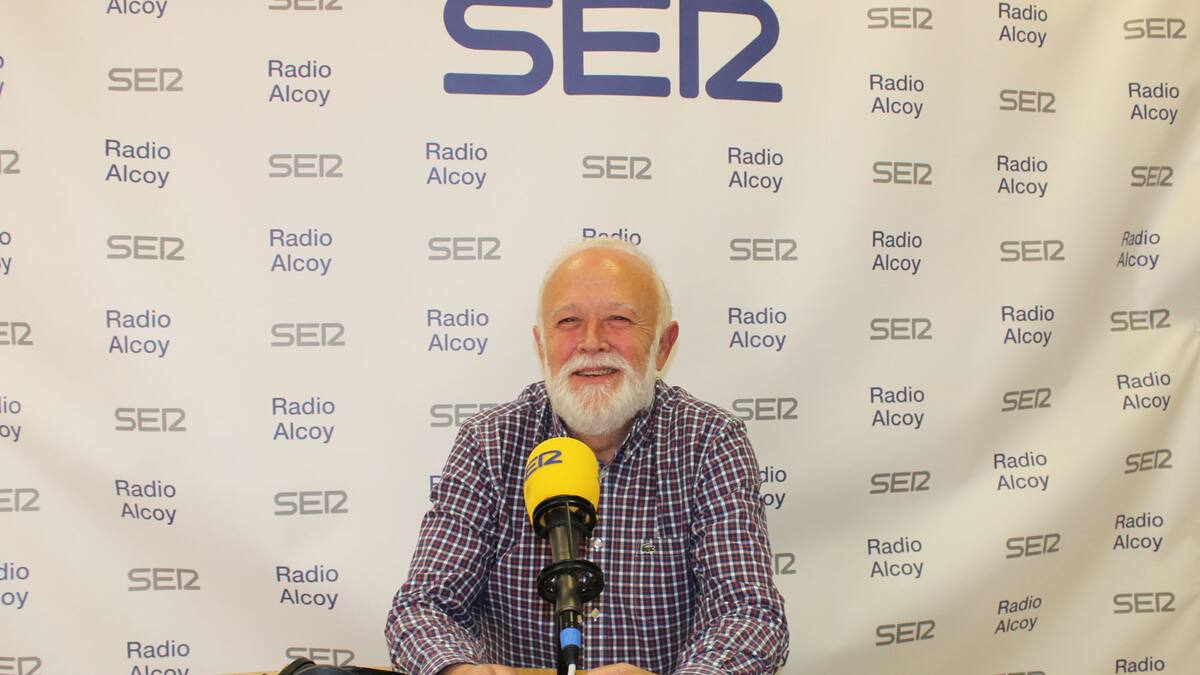 Juan José Olcina: "Encare les últimes festes com a president de l'Associació i espere que tornen ser un cant a la germanor" (28/03/2024)