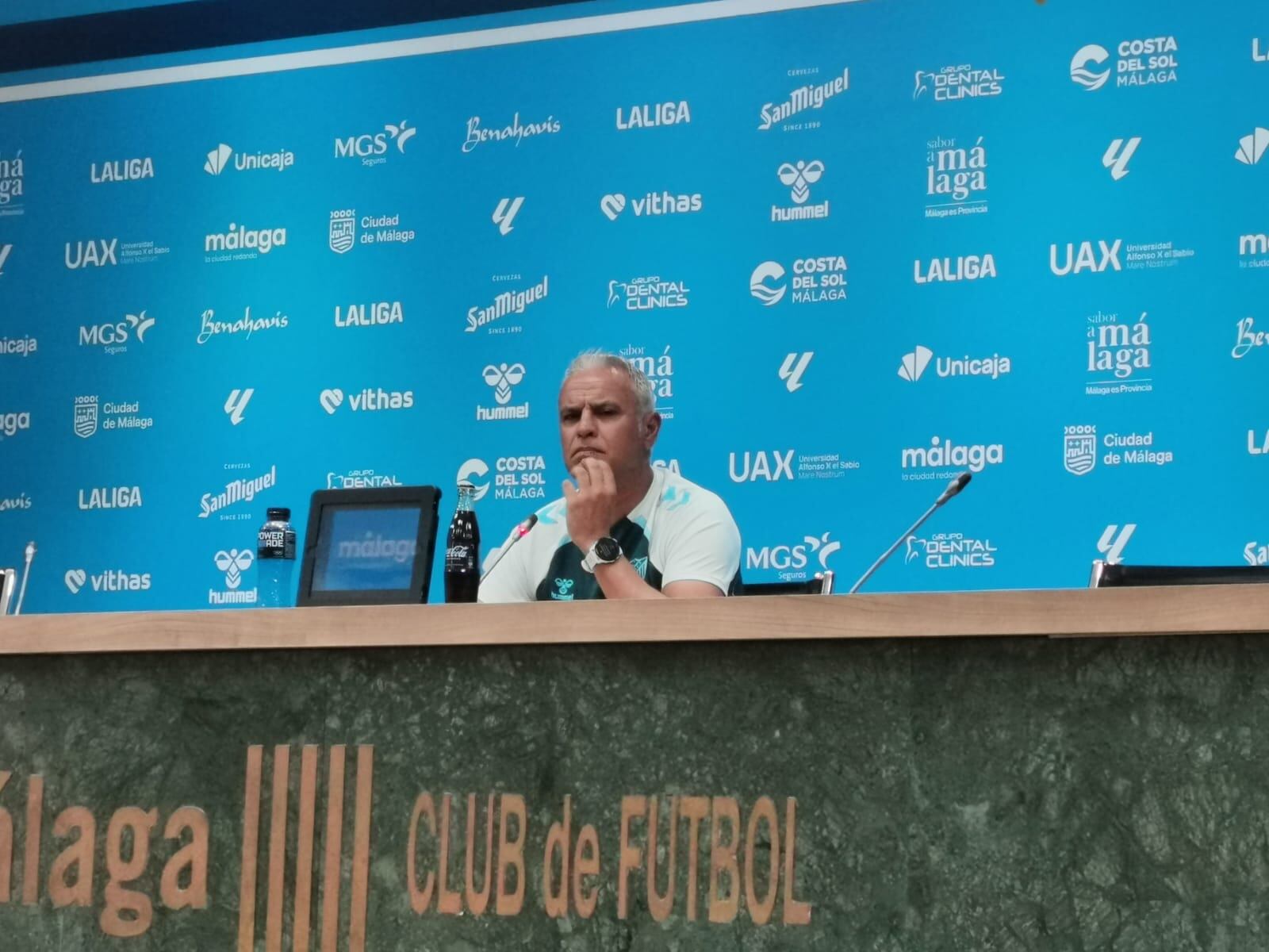 Sergio Pellicer en la sala de prensa de La Rosaleda