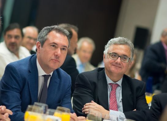 El Alcalde de Sevilla, Juan Espadas, junto al Director de la Cadena SER Andalucía, Antonio Yélamo