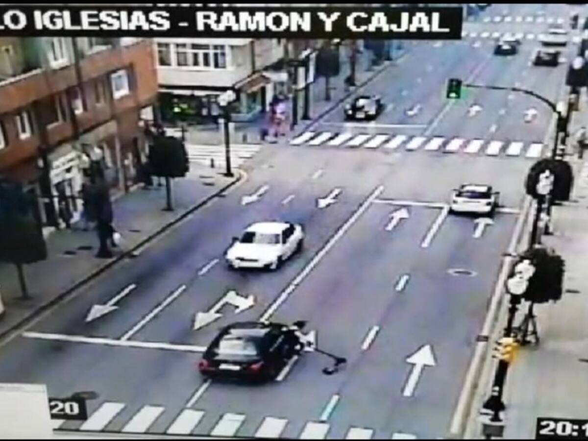 Detenido en Gijón por chocar "de forma intencionada" con un hombre que circulaba en patinete eléctrico