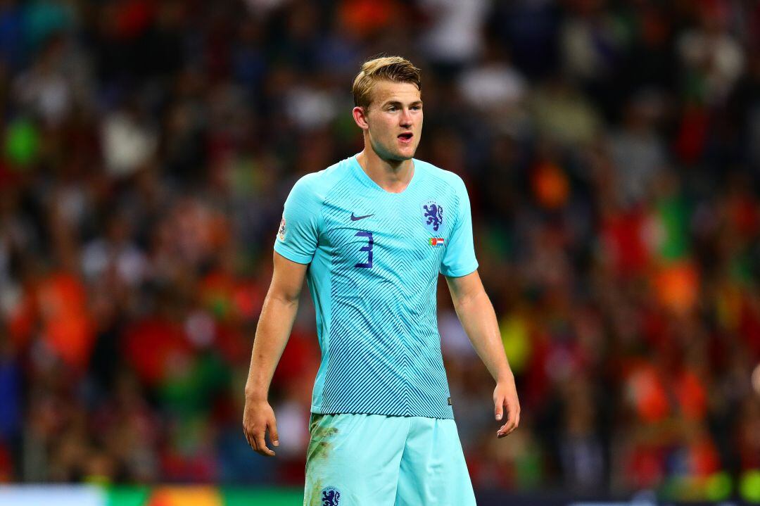 Matthijs De Ligt en uno de sus partidos con la selección holandesa