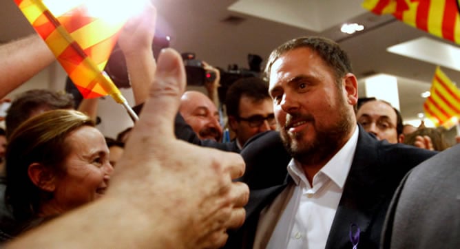 El candidato de ERC, Oriol Junqueras, celebra el resultado electoral de su formación