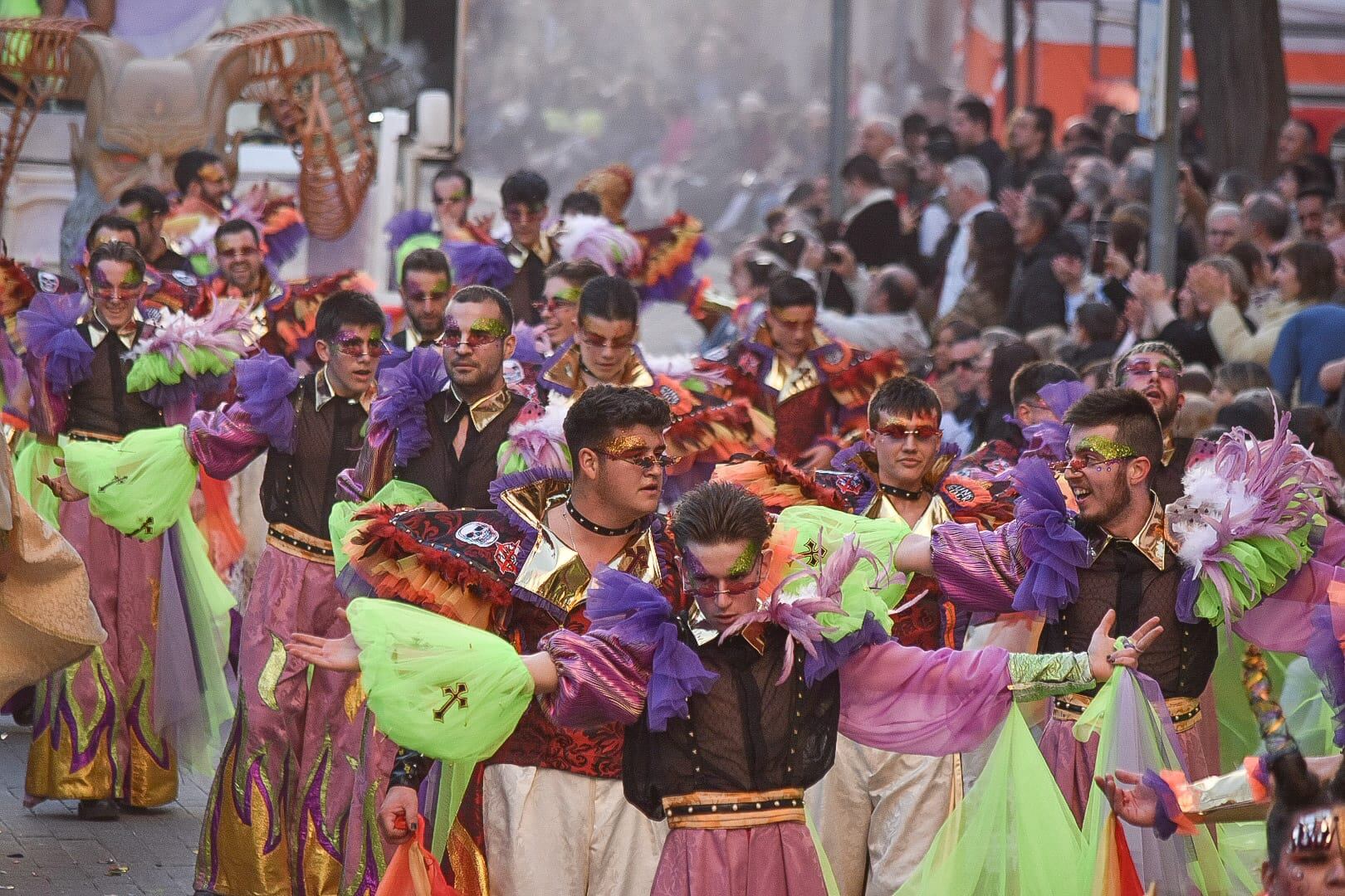 Asociación Cultural 'Los Perchas' de Mota del Cuervo, durante sus desfiles del 2024