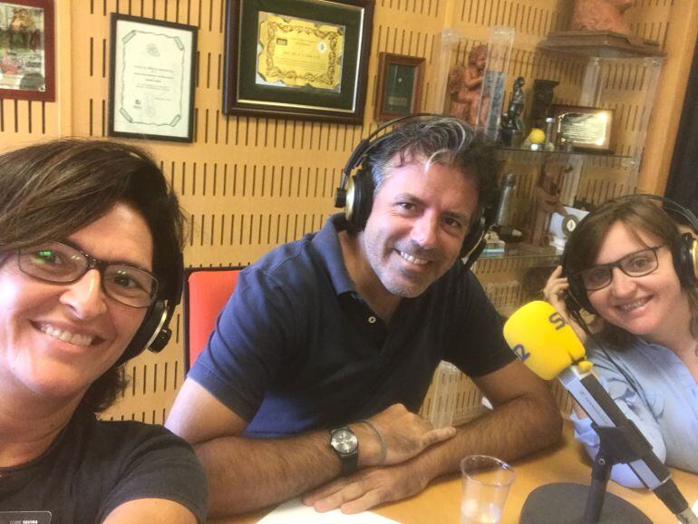 Belén González Dorao, Javier Benítez y Nadia Cervera