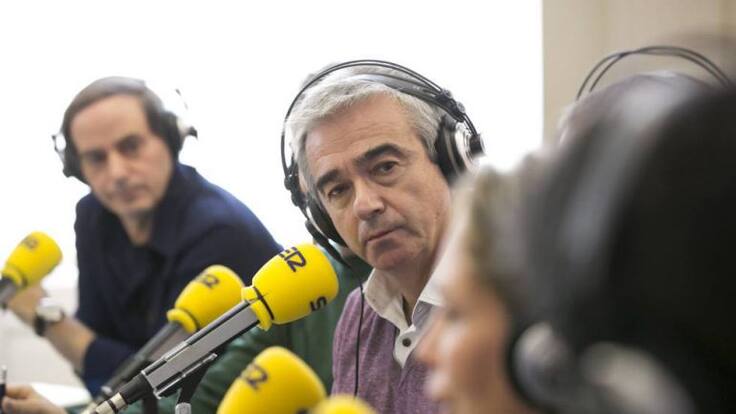 La llamada número mil millones a 'La Ventana' se lleva un viaje con un locutor de Cadena SER