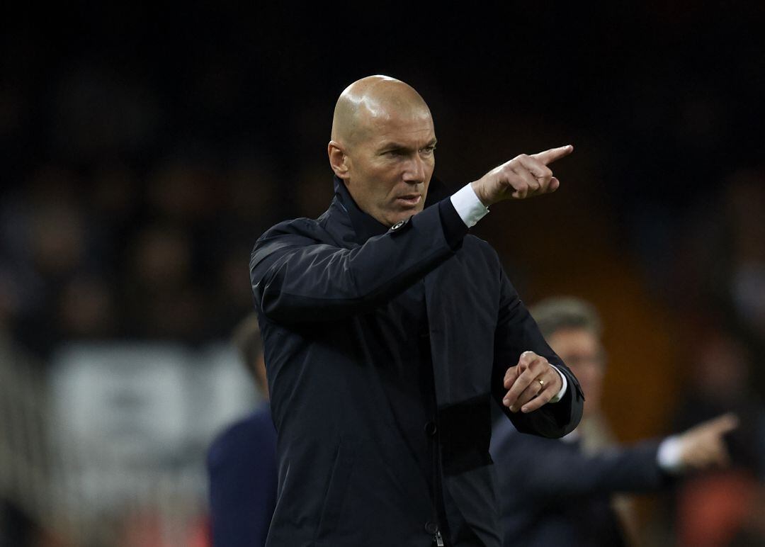 Zinedine Zidane, en el partido entre Valencia y Real Madrid