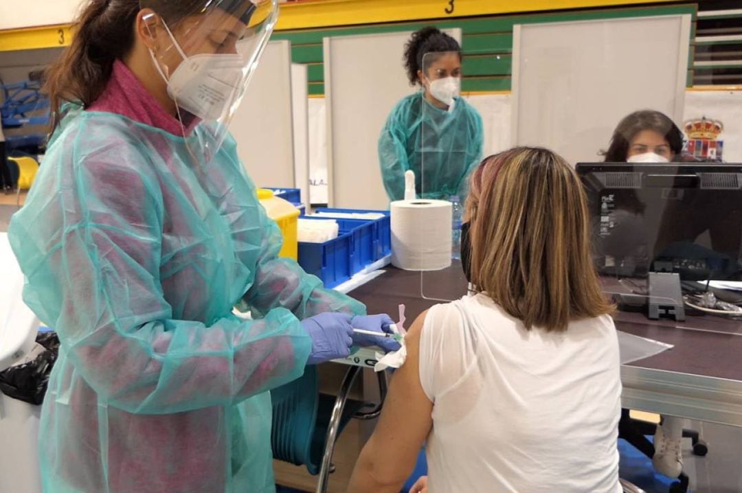 Vacunación contra la COVID