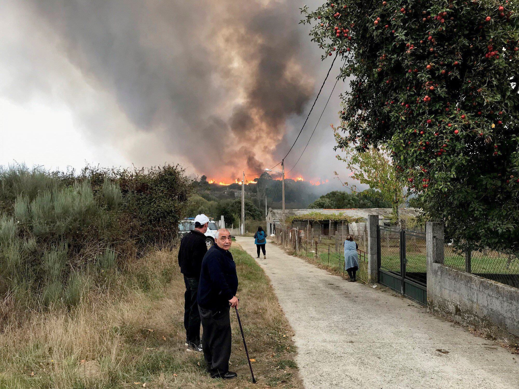 Foto de archivo de un incendio en la provincia de Ourense