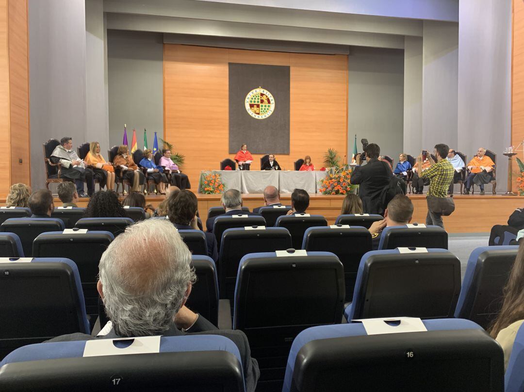 Acto de toma de posesión del rector de la UJA.