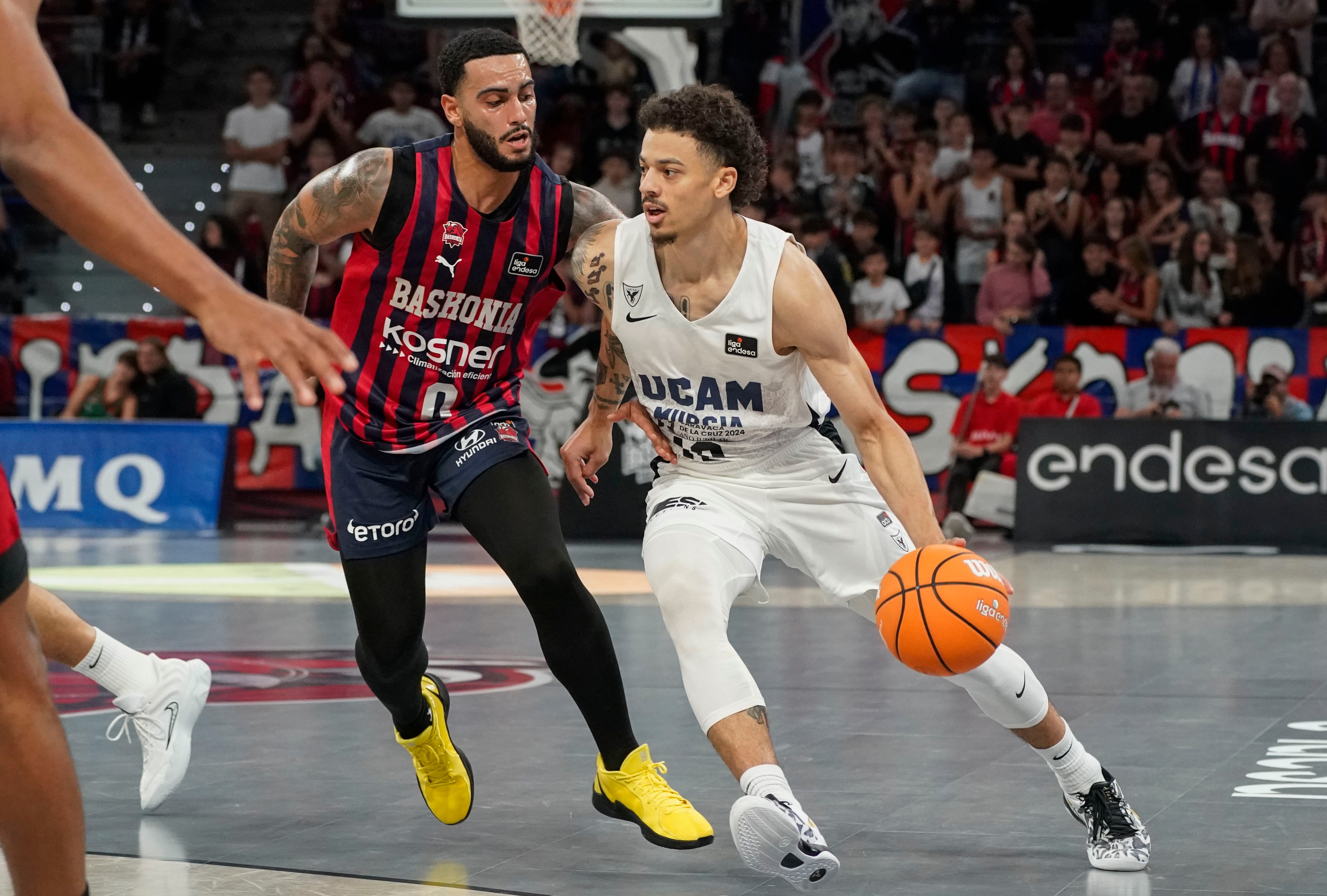 Jonah Radebaugh en la pista de Baskonia