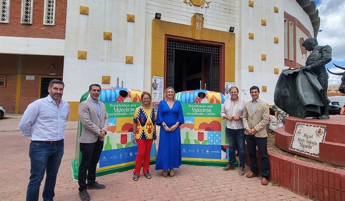 Presentación del dispositivo de vidrio en la Feria Real