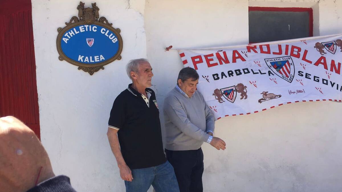 Athletic Club Kalea: el homenaje en forma de calle rojiblanca de un pueblo de Segovia