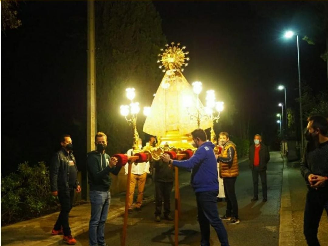 Momento del traslado en la madrugada del sábado